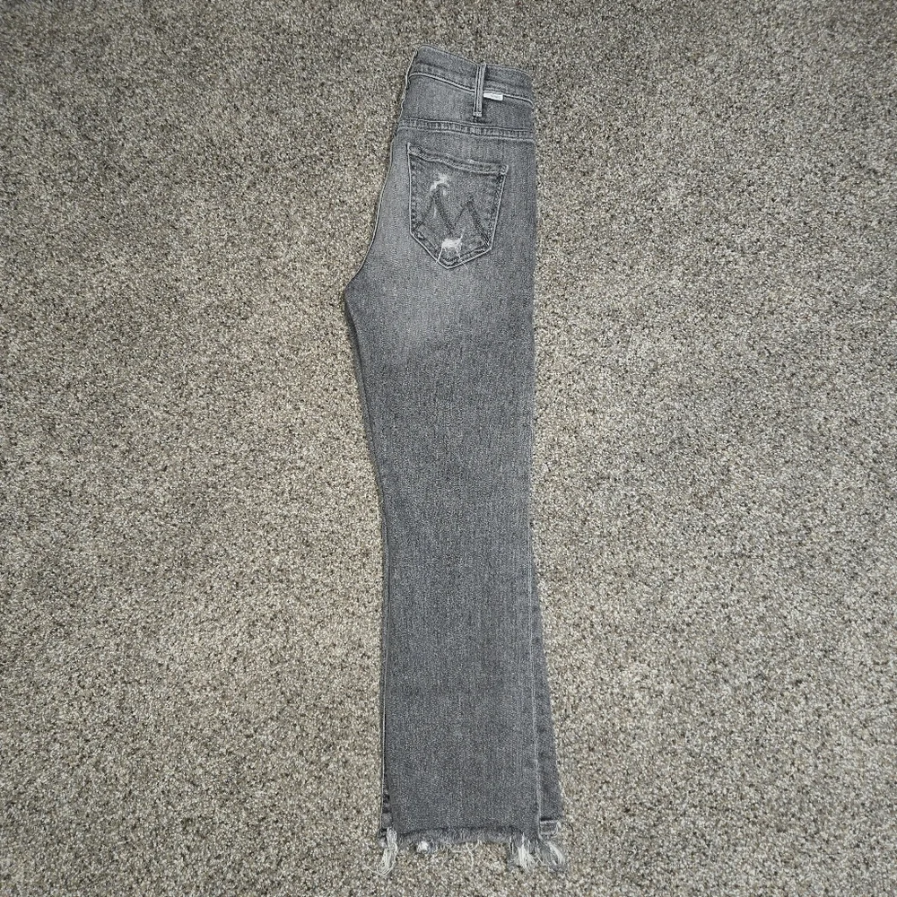 Mother The Hustler Crop Step Chew Jean Size 25 - Picture 10 of 10